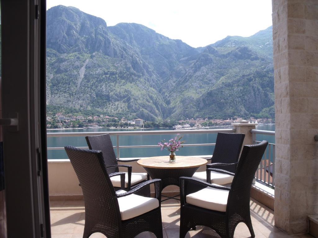 Apartment Fjord Waterfront Котор Екстер'єр фото