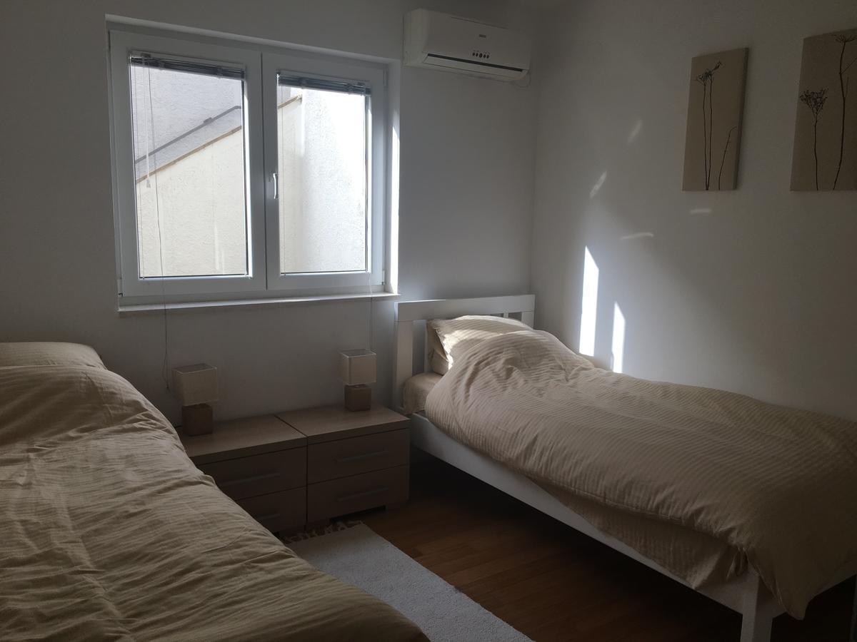 Apartment Fjord Waterfront Котор Екстер'єр фото
